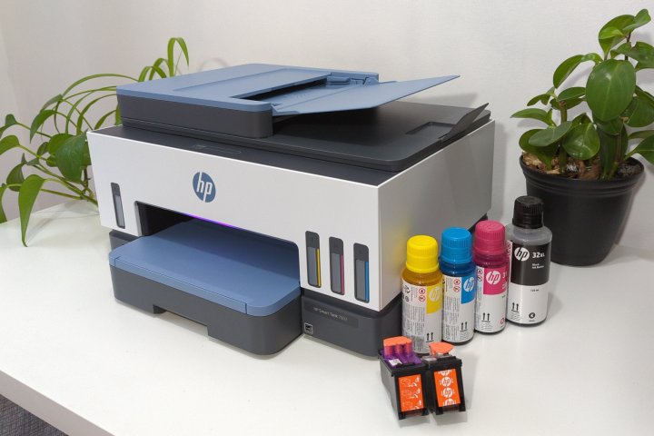 HP inclut des bouteilles d'encre complètes avec le Smart Tank 7602.