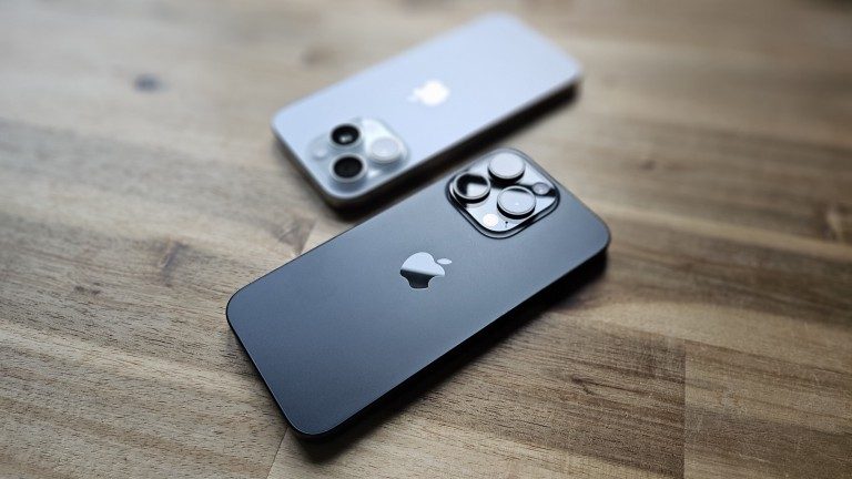 Apple iPhone 16 Pro contre iPhone 15 Pro : Le comparatif 4 iPhone 16 Pro vs iPhone 15 Pro iPhone 15 Pro