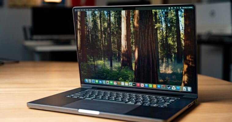 MacBook Pro 16 contre MacBook Pro 14 : lequel choisir pour maximiser votre productivité ? 1 1731741802 Macbook Pro 16 Contre Macbook Pro 14 Lequel Choisir.jpg