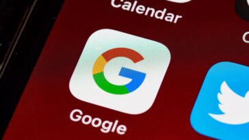Une nouvelle fonctionnalité de l'app Google insère des liens de recherche sur des sites tiers 21 Une Nouvelle Fonctionnalité De L'app Google Insère Des Liens De