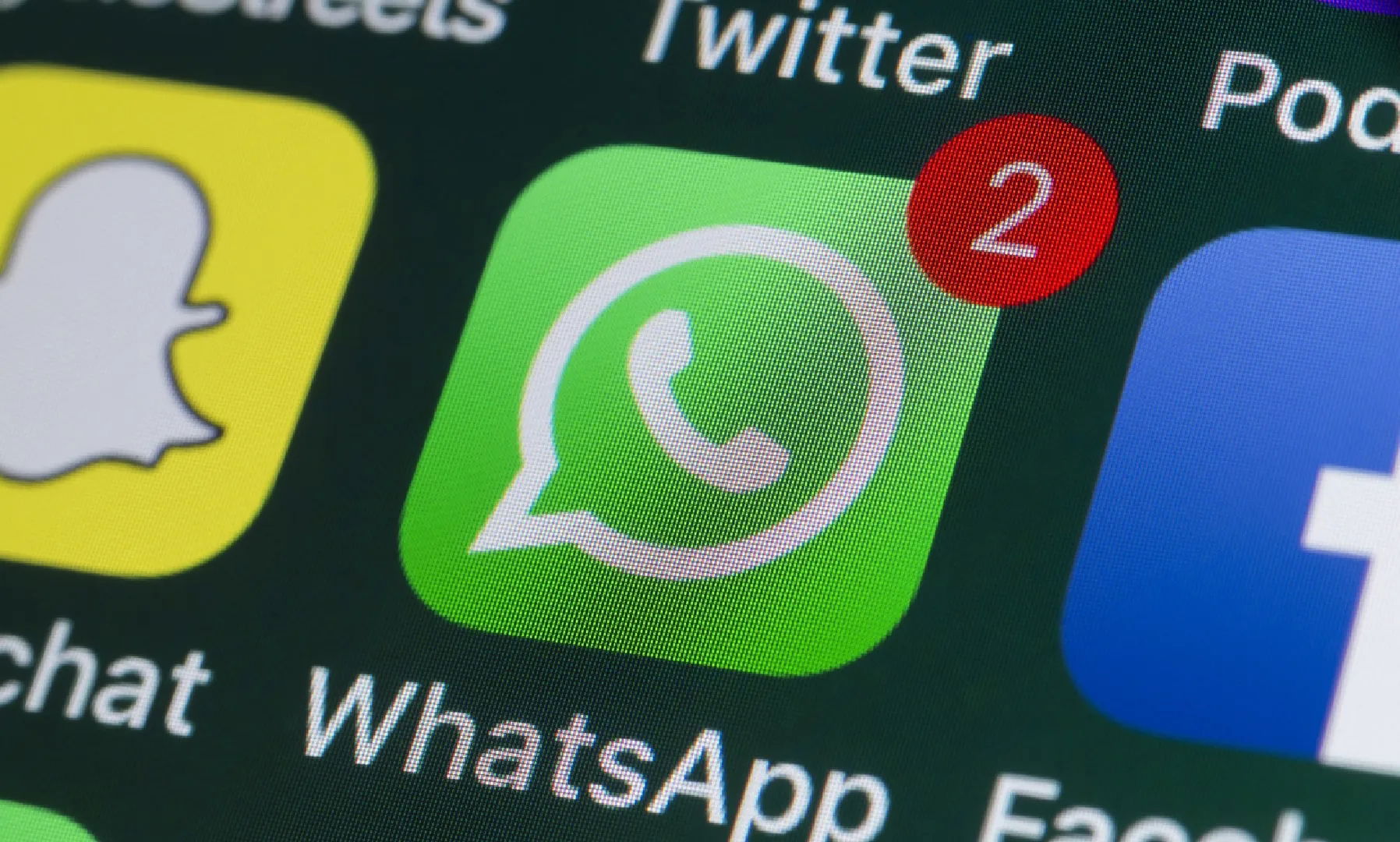 Comment mettre à jour la date sur WhatsApp et corriger l'erreur de date incorrecte 6 Si le problème persiste, essayez de réinstaller WhatsApp
