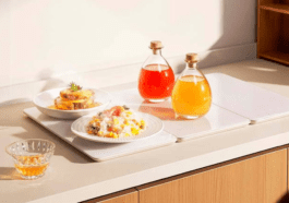Voici la nouvelle planche à découper de Xiaomi qui vient révolutionner votre cuisine : décongèle des aliments, chauffe des plats et est entièrement pliable