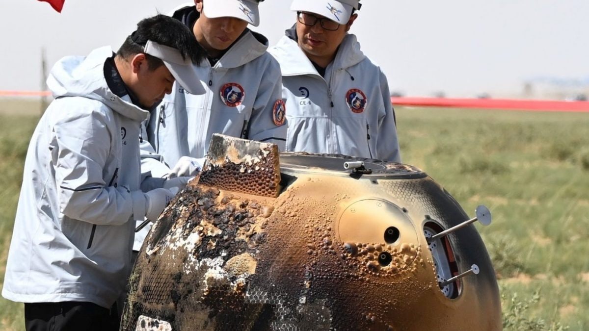 La Chine révèle les secrets de la face cachée de la Lune : découvrez ce qu'ont révélé les roches ramenées sur Terre 2 @CNSAWatcher | Des scientifiques travaillent sur la sonde Chang'e 6 récemment revenue sur Terre