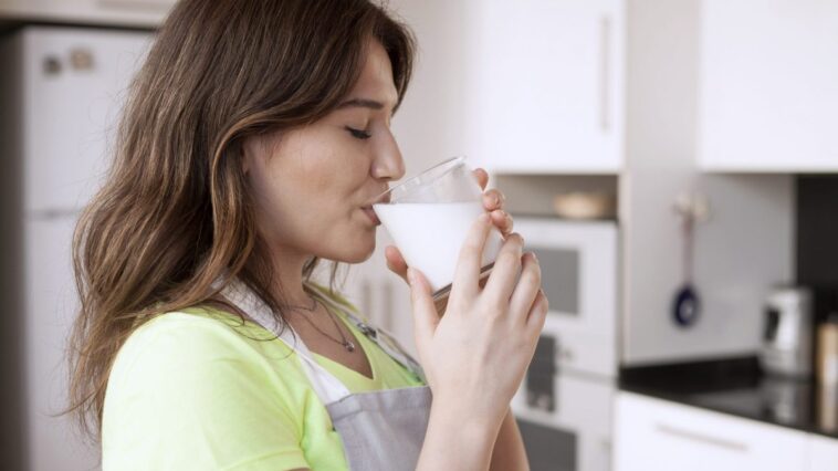 Le lait associé à un risque accru d'infarctus et de maladies cardiaques chez les femmes : l'étude révélatrice 1 Immagine