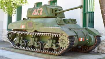 Les tanks ont un nouvel et grand ennemi : les chars de combat se transforment en cercueils 4 Les chars ont un nouvel et grand ennemi : les chars de combat deviennent des cercueils