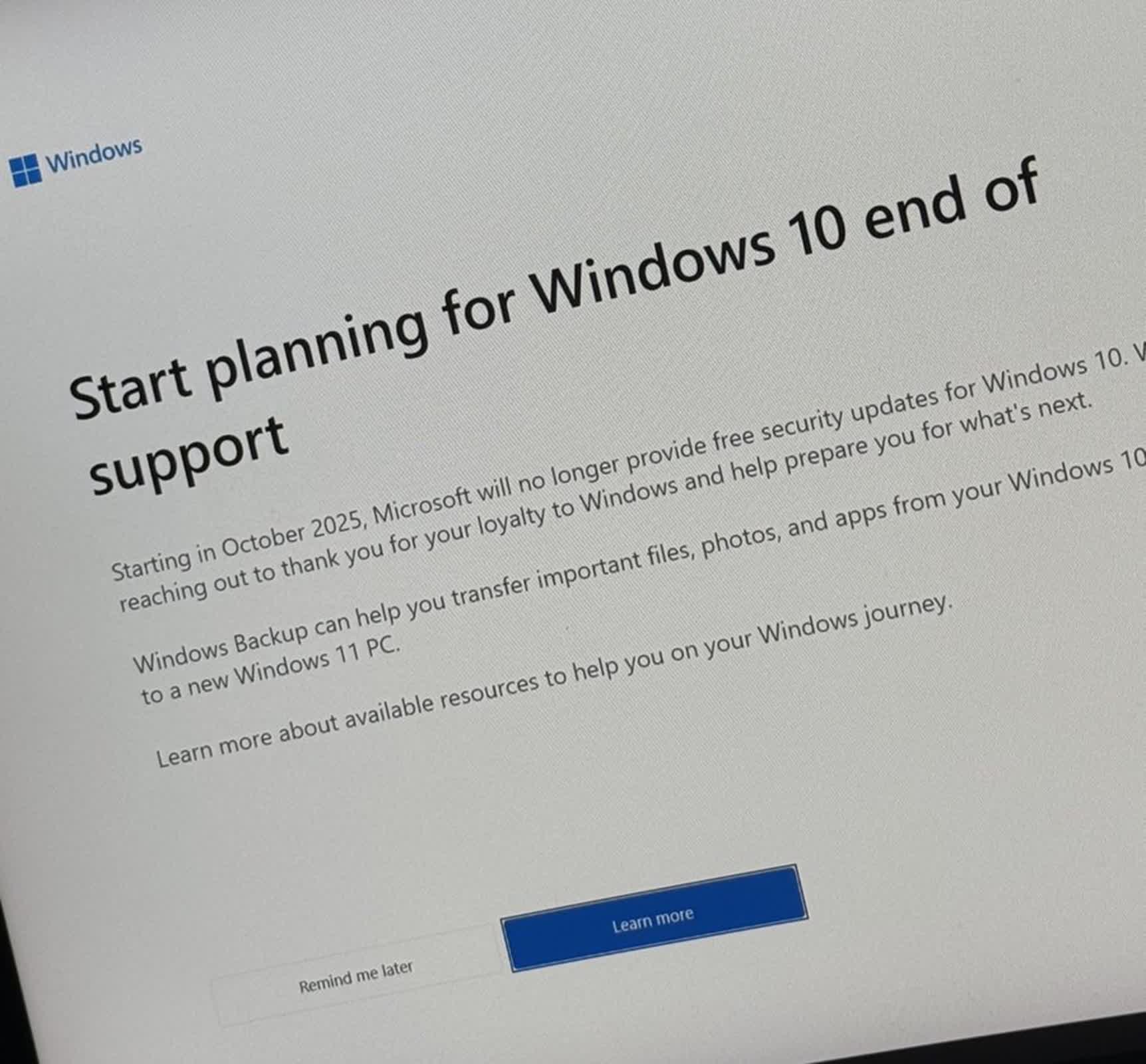Microsoft incite à passer à Windows 11 avec des alertes plein écran sur Windows 10 2 Microsoft incite a passer a Windows 11 avec des alertes