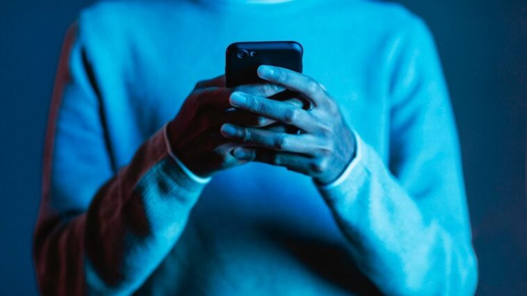 Quel est l'impact environnemental d'un message sur WhatsApp ou d'un épisode sur Netflix : la liste complète 1 Immagine