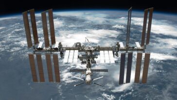 SpaceX déclenche ses propulseurs pour anéantir la Station Spatiale Internationale 12 SpaceX déclenche ses propulseurs pour anéantir la Station Spatiale Internationale