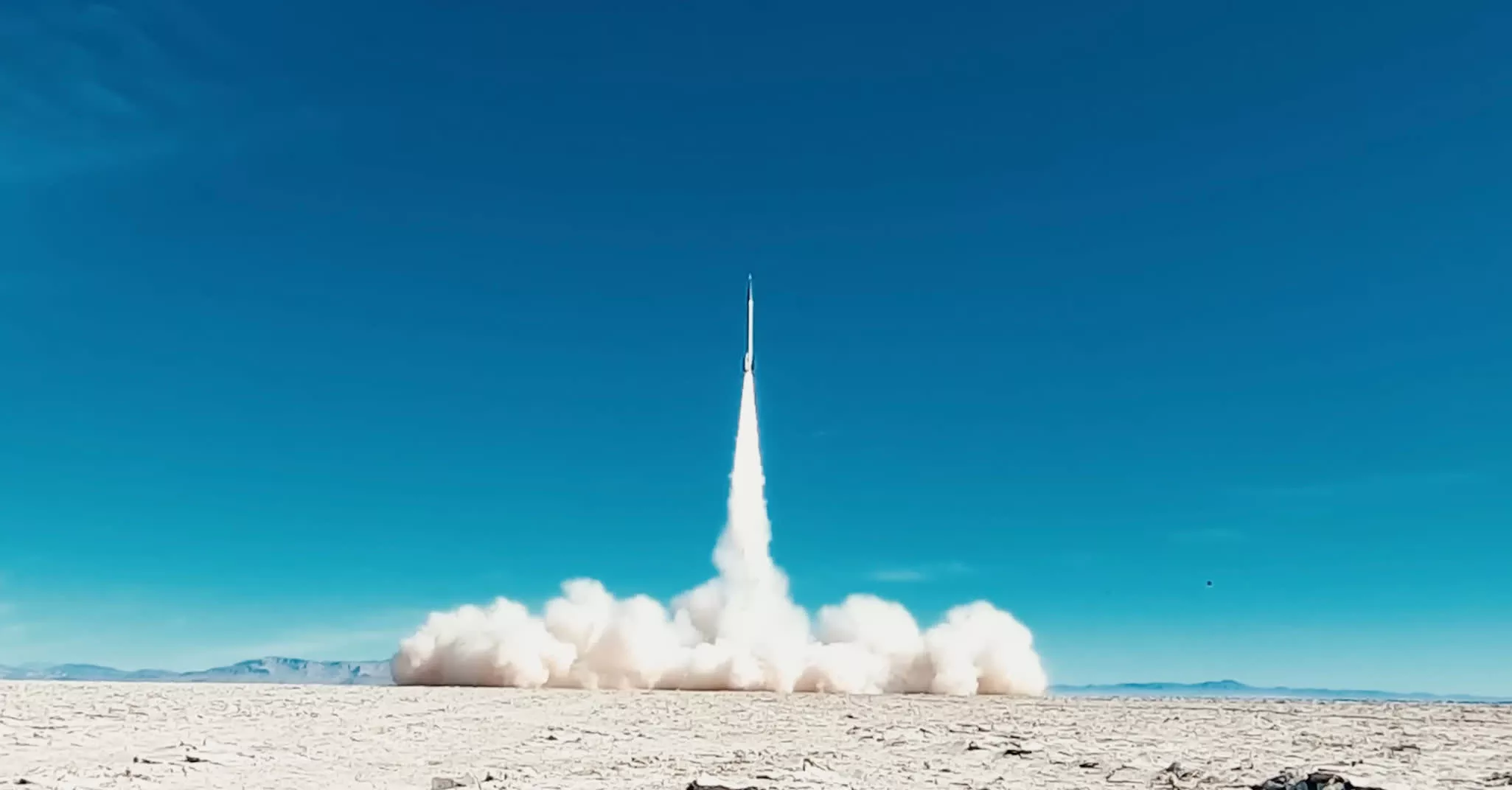 Une fusée créée par des étudiants pulvérise un record vieux de 20 ans à 143 000 mètres d'altitude 2 Une fusee creee par des etudiants pulverise un record