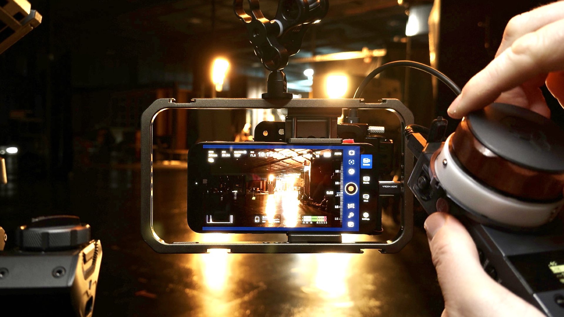 L'iPhone 15 Pro Max : Une révolution technologique pas chère avec Pixmania 2 Iphone 15 Pro Max Cinema Shooting
