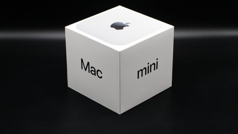 Le meilleur PC de bureau à 700 euros pour des performances exceptionnelles 3 Emballage du Mac mini M4
