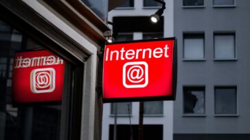 Le trafic internet mondial a augmenté de 17,2 % en 2024 : une année exceptionnelle pour Google, SpaceX et Facebook 6 Le Trafic Internet Mondial A Augmenté De 17,2 % En
