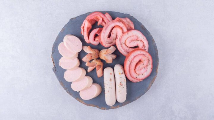 La viande rouge transformée est liée à un risque de démence accru de 13 % 2 Carnes vermelhas