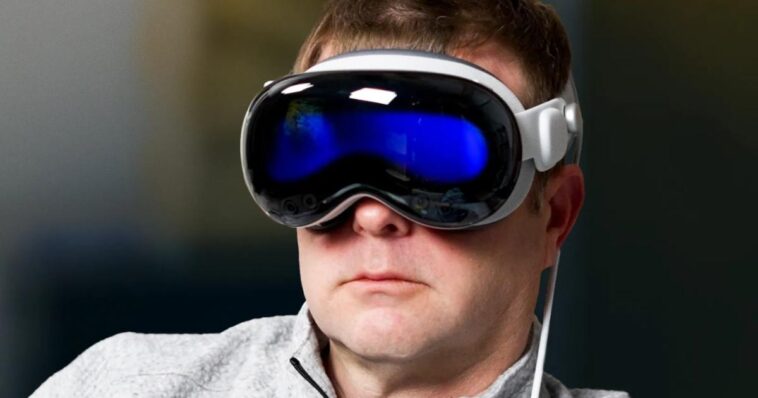 Voici comment Apple pourrait rendre le prochain casque Vision plus accessible financièrement 1 1734734194 Voici Comment Apple Pourrait Rendre Le Prochain Casque Vision Plus.jpg