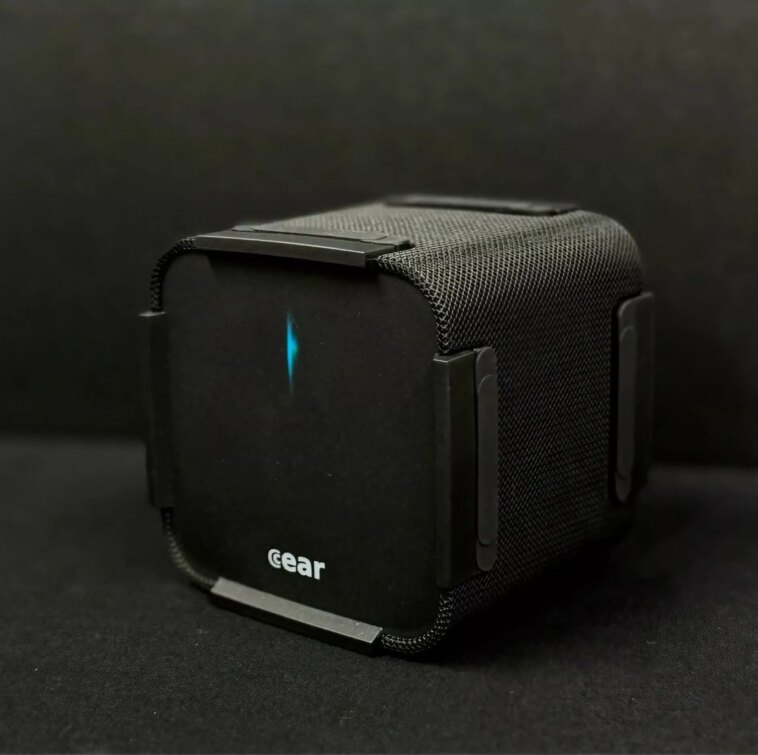 Une petite enceinte qui promet un son surround virtuel grâce à une astuce audio novatrice 1 Une Petite Enceinte Qui Promet Un Son Surround Virtuel Grâce