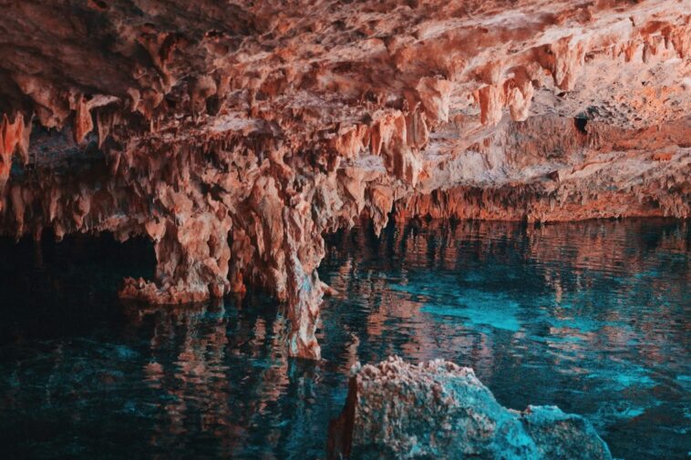 Des réserves d'hydrogène souterraines cachées pourraient alimenter la Terre pendant des siècles 1 Des Réserves D'hydrogène Souterraines Cachées Pourraient Alimenter La Terre Pendant