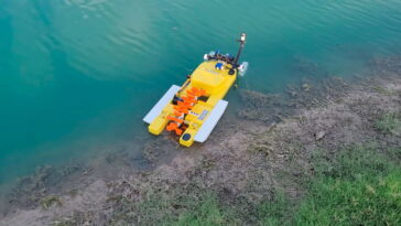 C'est un bateau vraiment sophistiqué qui peut aller partout. Et le meilleur, c'est qu'il est fabriqué en 3D 4 C'est un bateau vraiment sophistiqué qui peut aller partout. Et le meilleur, c'est qu'il est fabriqué en 3D