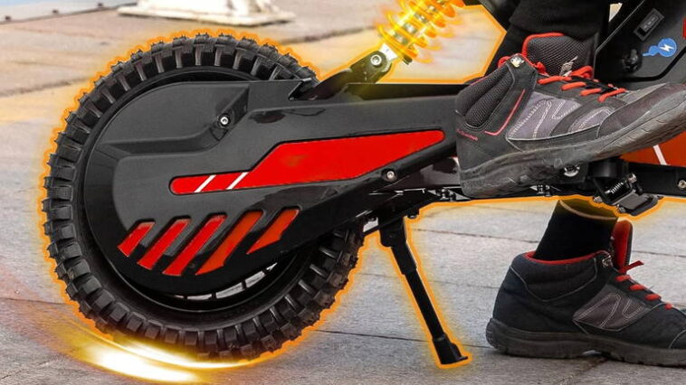 Cette moto électrique pour enfant a un moteur de 300W ! 1 Cette moto électrique pour enfants dispose d'un moteur de 300 W et est parfaite pour offrir ce jour de Rois