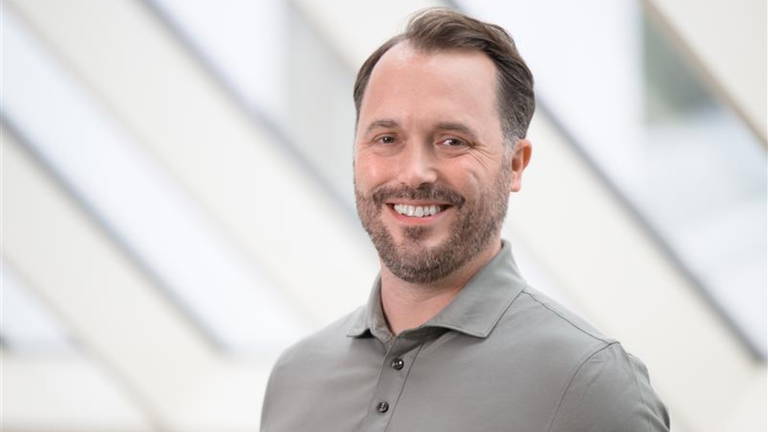 Entretien exclusif avec Mikael Herje, directeur de la division casques de JBL : "Nous voulons révolutionner votre expérience audio" 2 Interview exclusive avec Mikael Herje, directeur de la division des écouteurs de JBL : "Nous cherchons à redéfinir l