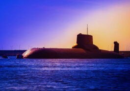 Il y a de plus en plus de sous-marins nucléaires autonomes, le problème est qu'ils pourraient causer un tsunami radioactif 47 Cada vez hay más submarinos nucleares autónomos, el problema es que podrían causar un tsunami radiactivo