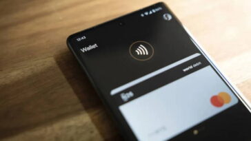 L'application de votre banque pourrait cesser de fonctionner si votre mobile Android ne reçoit pas les mises à jour de sécurité 13 L'application de votre banque pourrait cesser de fonctionner si votre mobile Android ne reçoit pas de mises à jour de sécurité