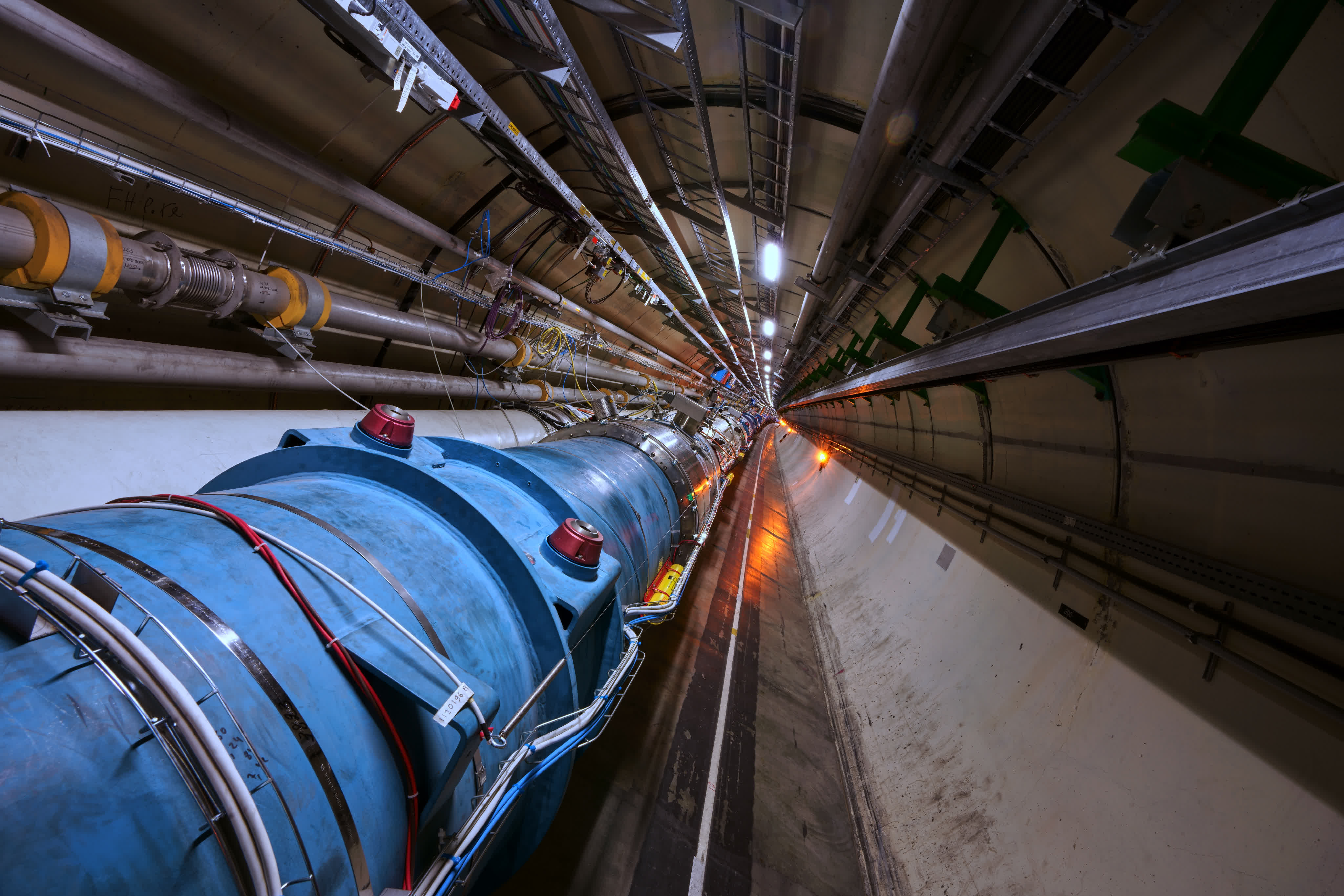 Le Grand Collisionneur de Hadron du CERN découvre la particule d'antimatière la plus lourde à ce jour 2 Le Grand Collisionneur de Hadron du CERN decouvre la particule