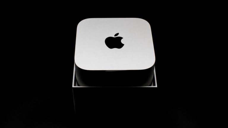 Mac mini M4 dans sa boîte