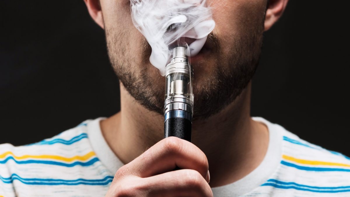 Les cigarettes électroniques nuisent à votre santé même sans nicotine : impact sur la circulation sanguine 2 Image