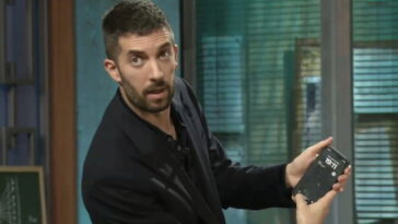 L'incroyable appli que David Broncano utilise pour transformer son iPhone en un "téléphone simplifié" 20 La curiosa app que usa David Broncano para transformar su iPhone en un "móvil tonto"