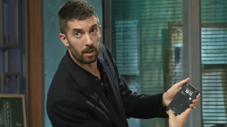 L'incroyable appli que David Broncano utilise pour transformer son iPhone en un "téléphone simplifié" 2 La curieuse application que utilise David Broncano pour transformer son iPhone en un "téléphone idiot"
