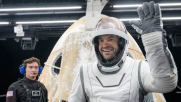 Nommé par Trump, le nouveau directeur de la NASA entre en désaccord avec l'agence spatiale 5 Jared Isaacman: le milliardaire et touriste spatial de SpaceX a été nommé prochain directeur de la NASA