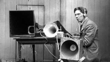 Un scientifique a prédit il y a 100 ans à quoi ressemblerait 2025 : une seule erreur à découvrir 15 Un scientifique a prédit il y a 100 ans à quoi ressemblerait 2025 : une seule erreur à découvrir