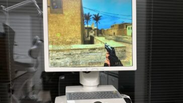 Une expérience met en lumière un scanner dentaire 3D capable de faire tourner Counter Strike: Source 15 Une Experience Met En Lumiere Un Scanner Dentaire 3d Capable.jpg