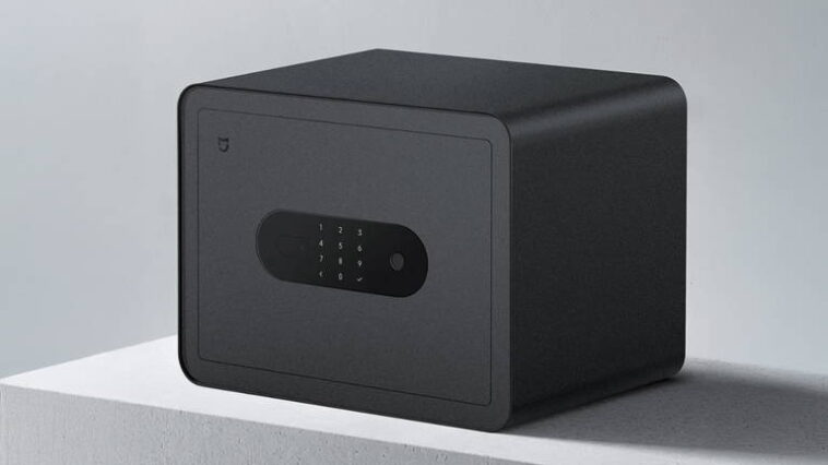 Xiaomi ose tout et dévoile un coffre-fort intelligent contrôlable depuis votre smartphone 1 Xiaomi se risque à tout et lance un coffre-fort intelligent qui peut être ouvert depuis le smartphone