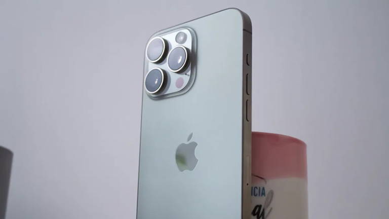 iPhone 17 Pro : découvrez les 8 nouveautés majeures qui vont vous époustoufler 2 iPhone 17 Pro : toutes ses 8 grandes nouveautés