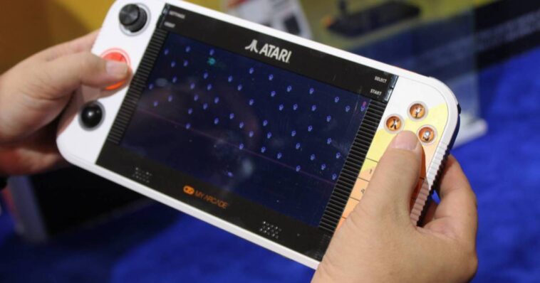 J'ai testé l'Atari Gamestation Go et j'ai plongé dans sa pure gloire rétro 1 1736391469 Jai Teste Latari Gamestation Go Et Jai Plonge Dans Sa.jpg