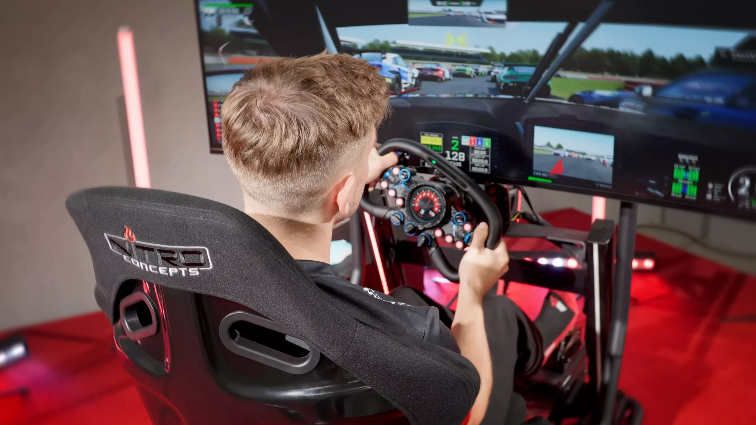 La dernière simulation de Nitro Concepts vous plonge dans la course avec une sensation de cockpit ouvert 3 1736713782 75 La derniere simulation de Nitro Concepts vous plonge dans la