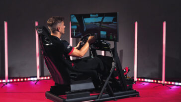 La dernière simulation de Nitro Concepts vous plonge dans la course avec une sensation de cockpit ouvert 17 La Dernière Simulation De Nitro Concepts Vous Plonge Dans La