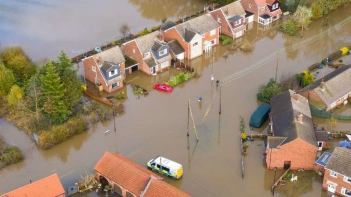 Les océans continuent d'absorber des quantités sans précédent de chaleur : des niveaux records en 2024 4 Inondations