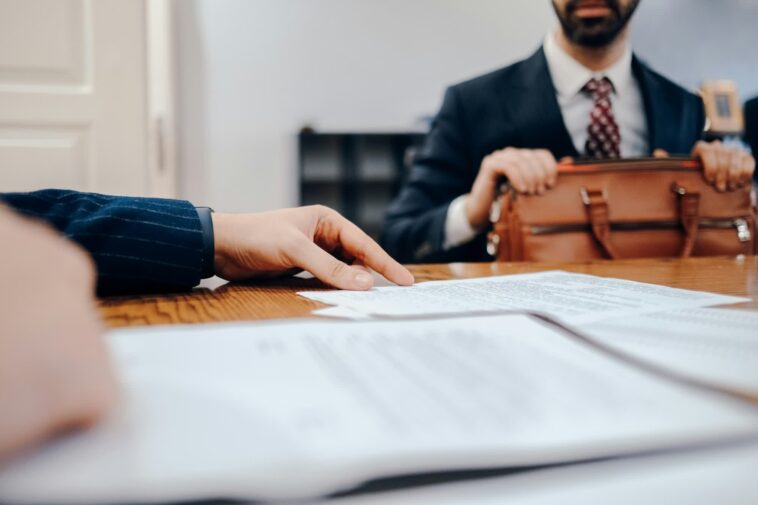 20% des offres d'emploi en ligne sont trompeuses et n'aboutissent pas à un emploi 1 20% Des Offres D'emploi En Ligne Sont Trompeuses Et N'aboutissent