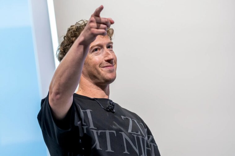 "Tout ce que je dis en fuite," se désole Mark Zuckerberg dans un mémo divulgué 1 "tout Ce Que Je Dis En Fuite," Se Désole Mark