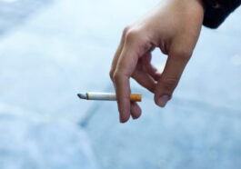 Le temps de vie perdu en fumant juste une cigarette est alarmant 52 « Ce n'est "qu'un" : le temps de vie perdu en fumant juste une cigarette est alarmant »