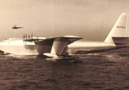 Cet immense avion pouvait également traverser les mers, mais n'a volé qu'une seule fois