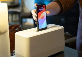 Cette boîte recharge la batterie de votre smartphone en seulement deux secondes