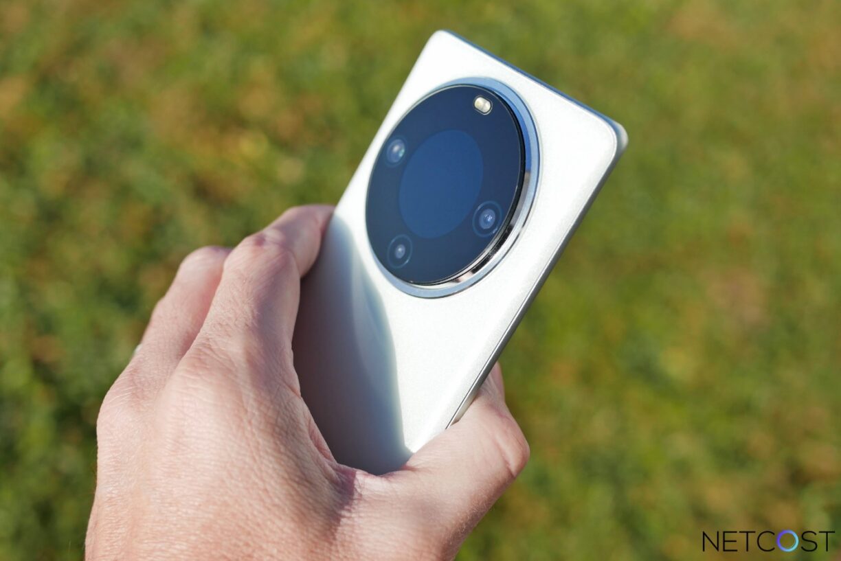 FOSSiBOT S3 Pro : Smartphone ultra fin, OLED, IA, double écran à... 169€ pendant 2 semaines ! 11 Fossibot S3 Pro Smartphone Review Test Netcost (22)