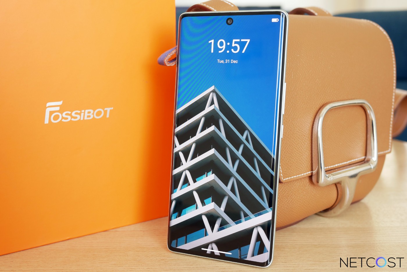 FOSSiBOT S3 Pro : Smartphone ultra fin, OLED, IA, double écran à... 169€ pendant 2 semaines ! 13 Fossibot S3 Pro Smartphone Review Test Netcost (29)
