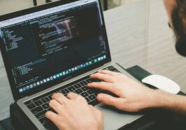 Il a licencié les programmeurs de son entreprise pour les remplacer par de l'IA. Maintenant, il cherche des ingénieurs logiciels sur LinkedIn 56 Il a licencié les programmeurs de son entreprise pour les remplacer par de l'IA. Maintenant, il cherche des ingénieurs logiciels sur LinkedIn