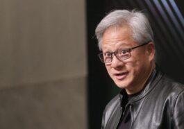 La première entreprise au monde valorisée à plus de 5 000 milliards de dollars : le coup de maître d'Nvidia 78 Le culte de Jensen Huang, le nouvel héritier de Steve Jobs : Nvidia vise un futur d'Agents IA