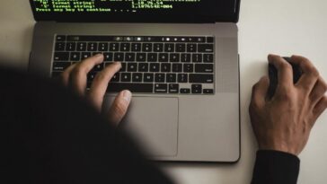 Les utilisateurs de Mac sont la cible d'une nouvelle arnaque de phishing redoutable. Voici comment rester en sécurité 30 Le Piratage De Powerschool Pourrait Toucher Des Millions Deleves De.jpg