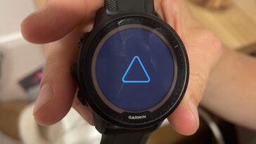 Le triangle bleu sur les montres Garmin : signification et solutions pour résoudre ce problème 17 Le triangle bleu sur les montres Garmin : que signifie-t-il et comment résoudre ce problème ?